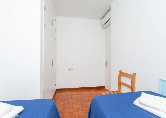 Voramar Waterfront Villa *