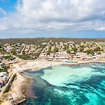 Villa Voramar Waterfront Sant Lluis