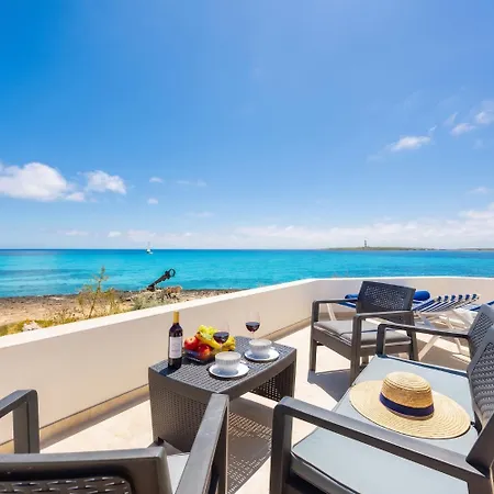 Voramar Waterfront Villa *